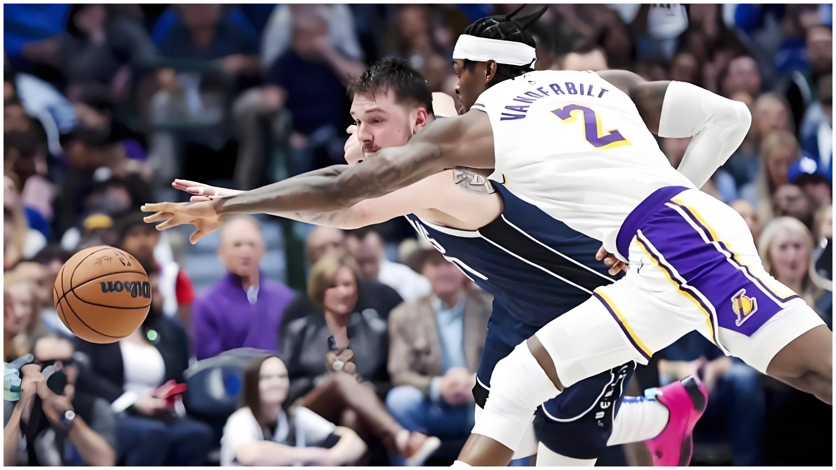 爱游戏体育-德布劳内在公牛比赛中重返赛场，出色防守引发热议！全场沸腾不已的简单介绍